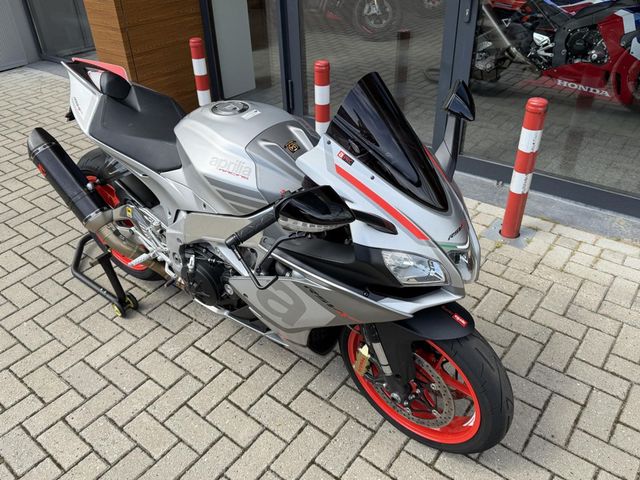 aprilia - rsv-4-1100