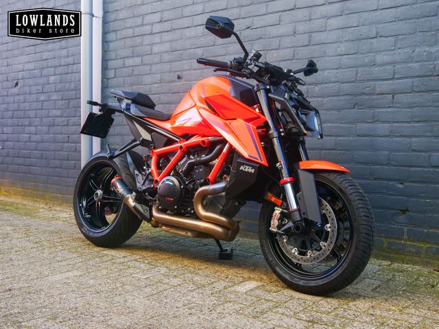 ktm - 1390-super-duke-r