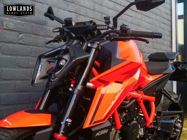 ktm - 1390-super-duke-r
