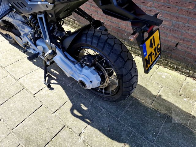 moto-guzzi - stelvio