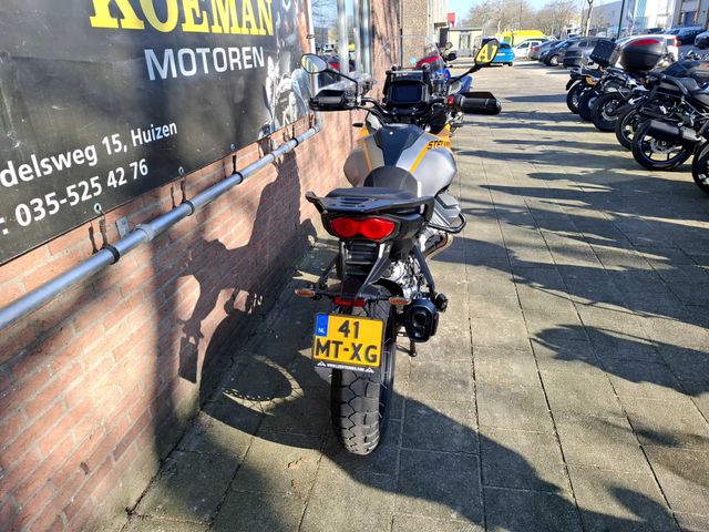 moto-guzzi - stelvio