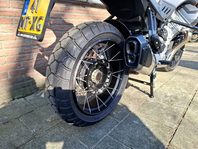 moto-guzzi - stelvio