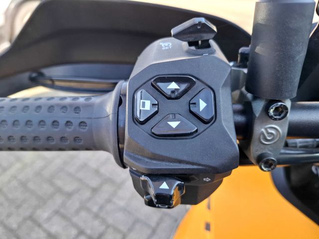 moto-guzzi - stelvio