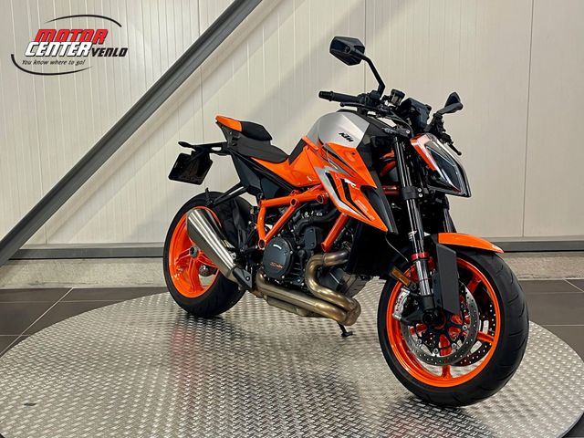 ktm - 1290-super-duke-r