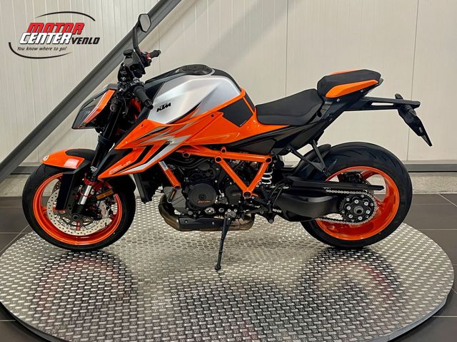 ktm - 1290-super-duke-r