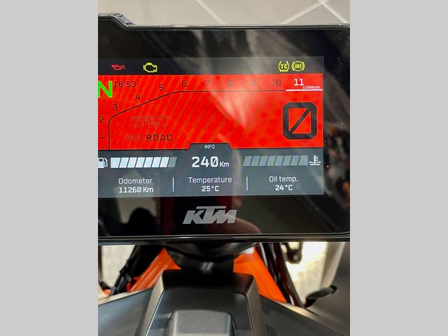 ktm - 1290-super-duke-r