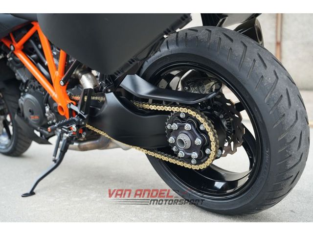 ktm - 1290-super-duke-gt