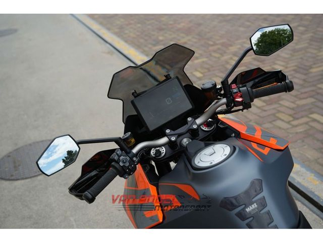 ktm - 1290-super-duke-gt