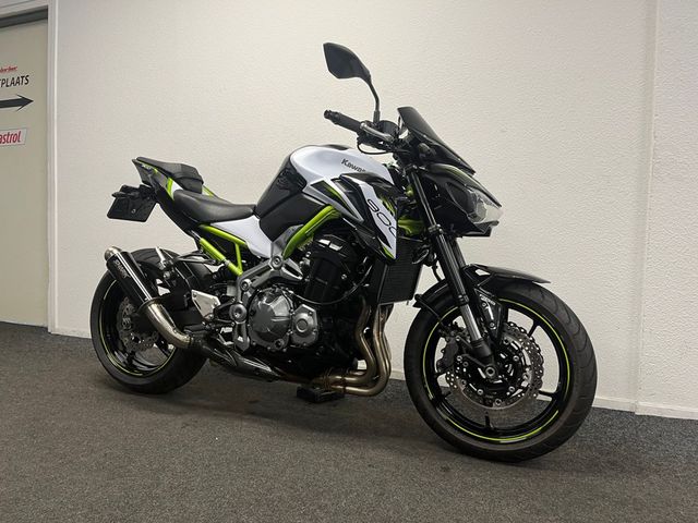 kawasaki - z900