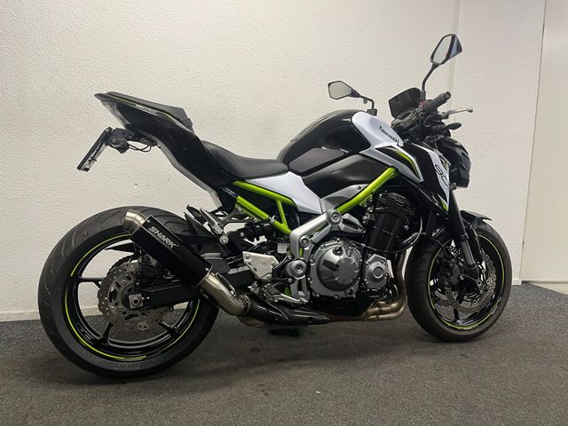 kawasaki - z900