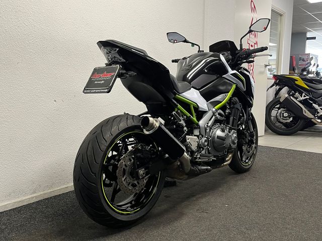 kawasaki - z900