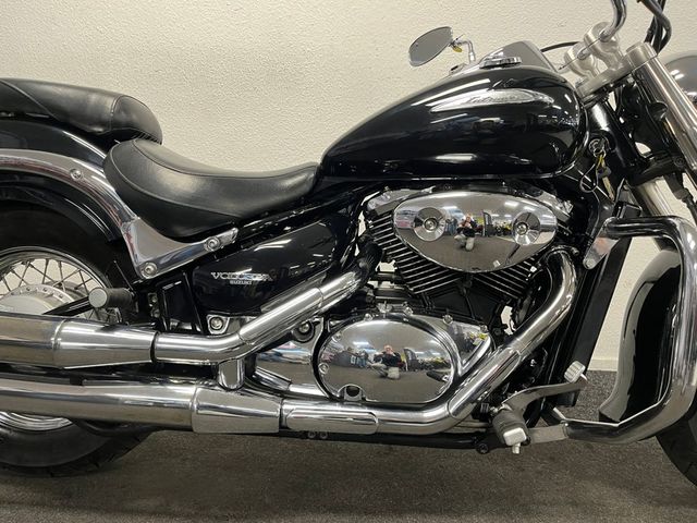 suzuki - vl-800-volusia