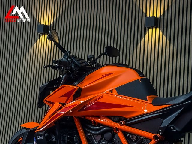 ktm - 1390-super-duke-r-evo