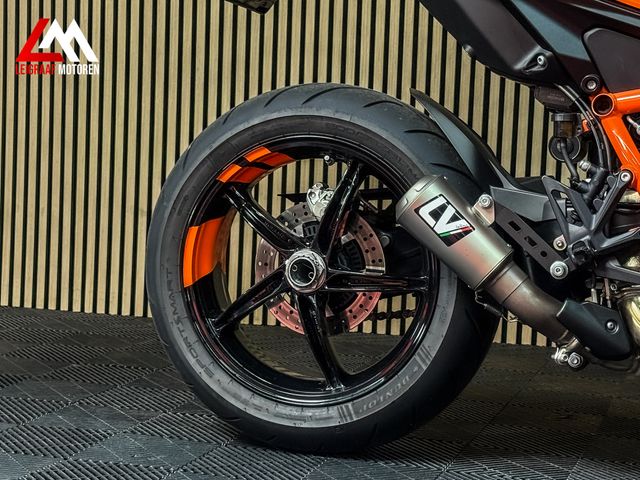 ktm - 1390-super-duke-r-evo