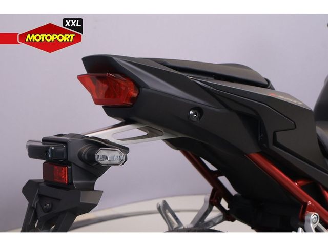 honda - cb-750-hornet