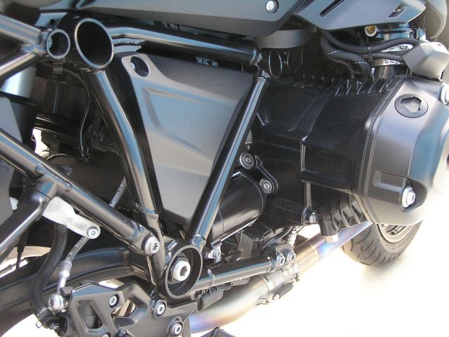 bmw - r-1200-rs