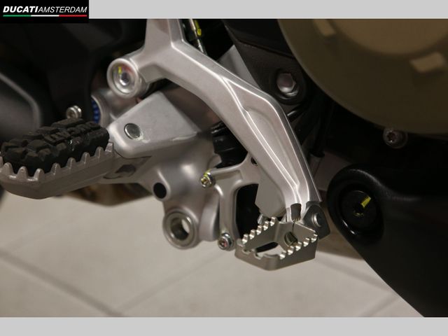 ducati - multistrada-v4-s