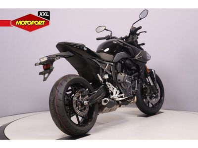 SUZUKI GSX-8S – foto 3