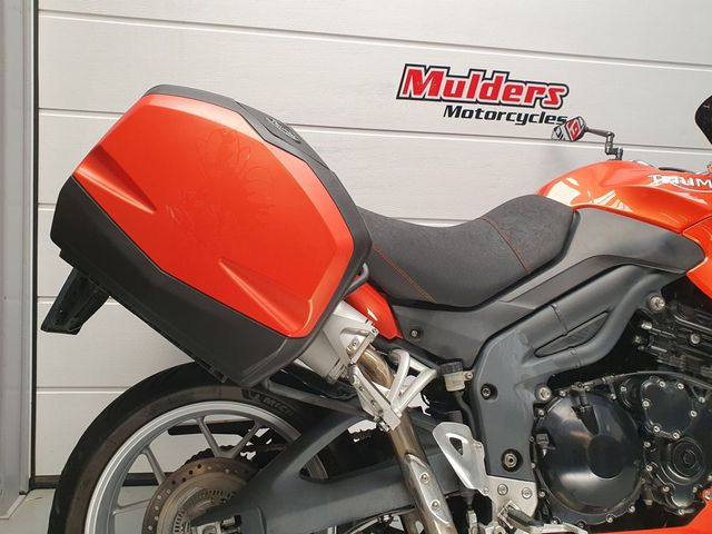 triumph - tiger-1050