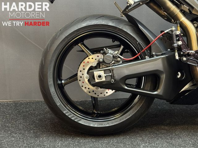 yamaha - yzf-r1