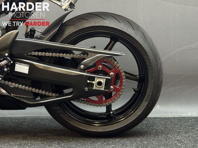 yamaha - yzf-r1