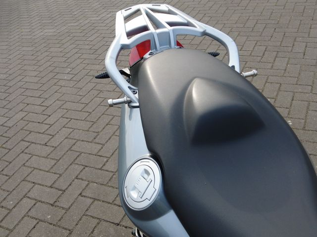 bmw - f-800-r