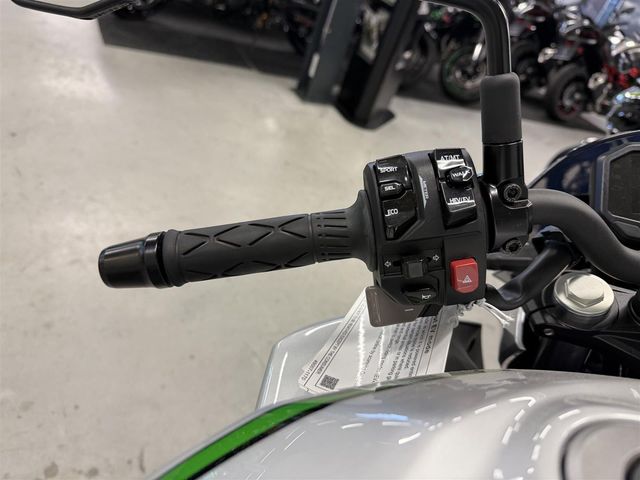 kawasaki - z-7-hybrid