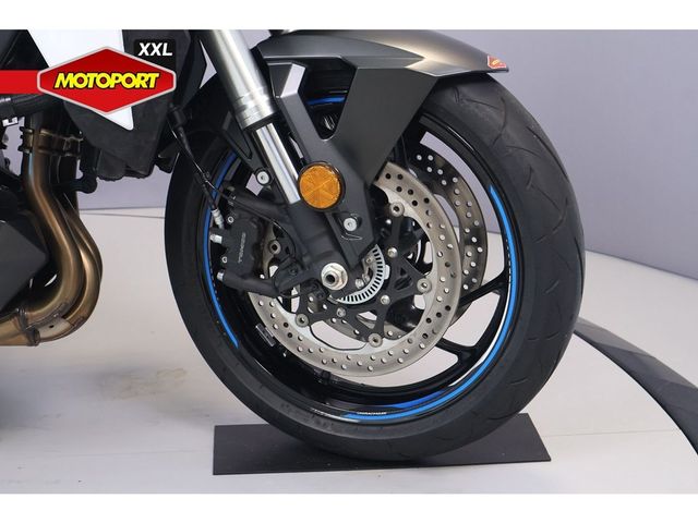 suzuki - gsx-s-950
