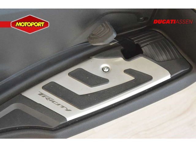 yamaha - tricity-300