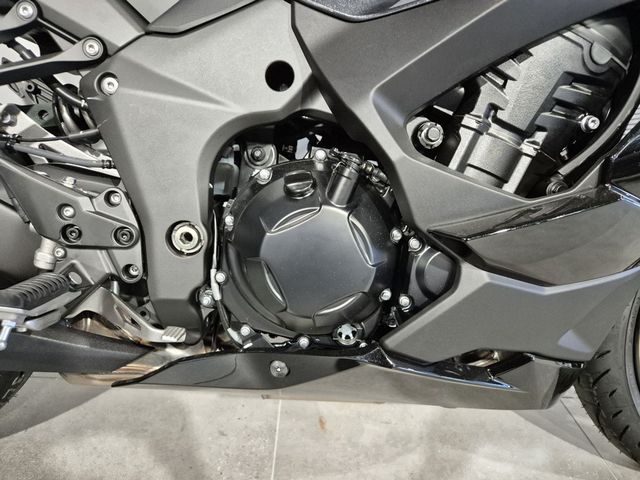 kawasaki - ninja-1100-sx