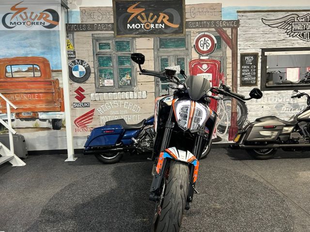 ktm - 790-duke