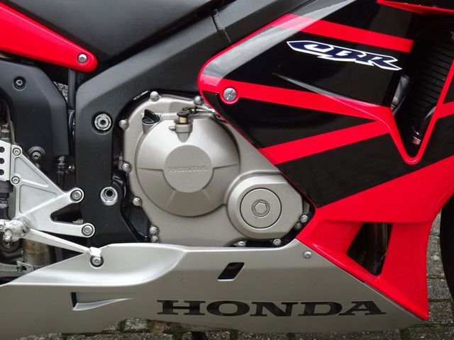 honda - cbr-600-rr
