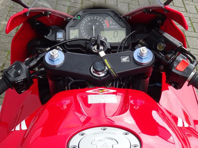 honda - cbr-600-rr