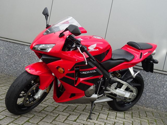 honda - cbr-600-rr