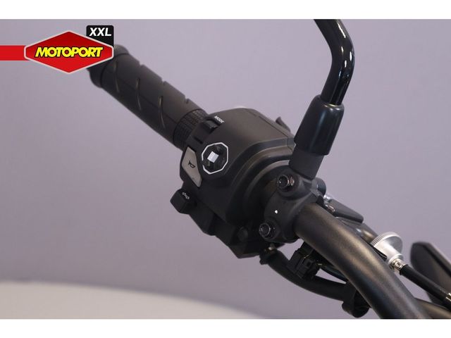 honda - cb-750-hornet