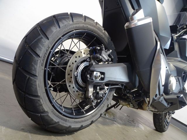 honda - x-adv
