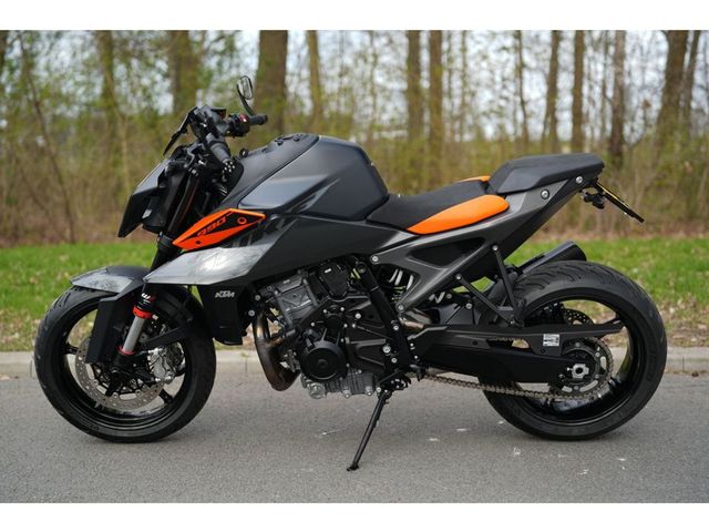 ktm - 990-duke