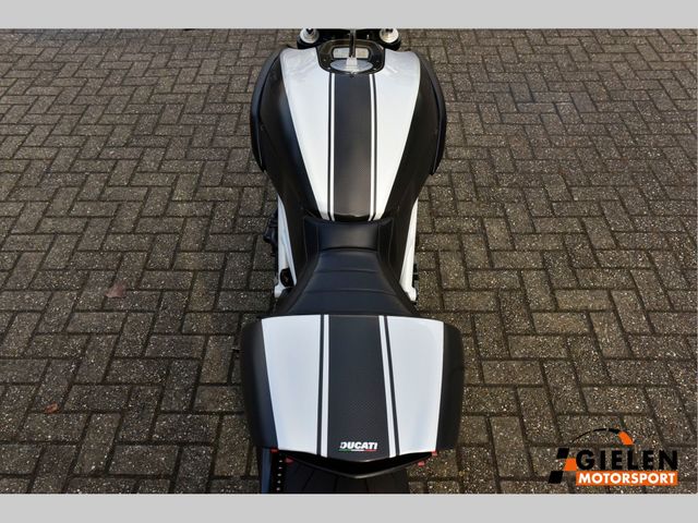 ducati - diavel-carbon