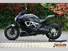 Ducati Diavel Carbon 2016 occasion – foto 2 van 25