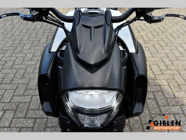 ducati - diavel-carbon