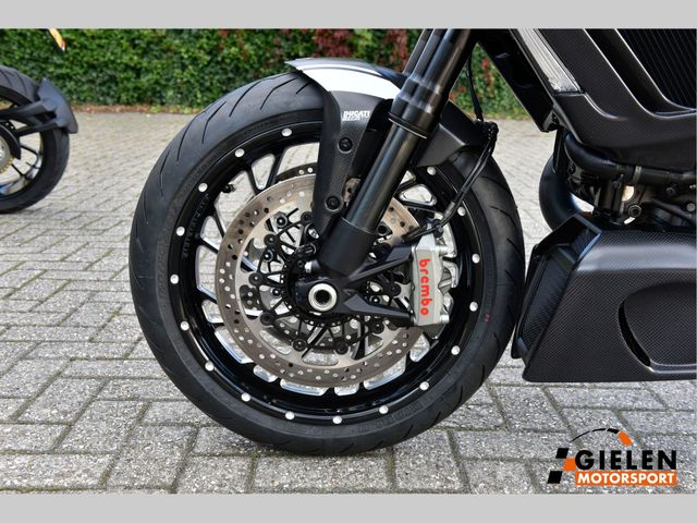 ducati - diavel-carbon