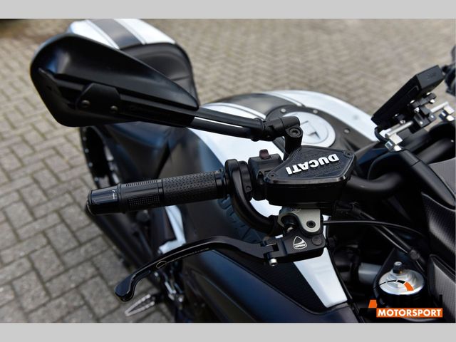 ducati - diavel-carbon