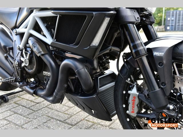 ducati - diavel-carbon