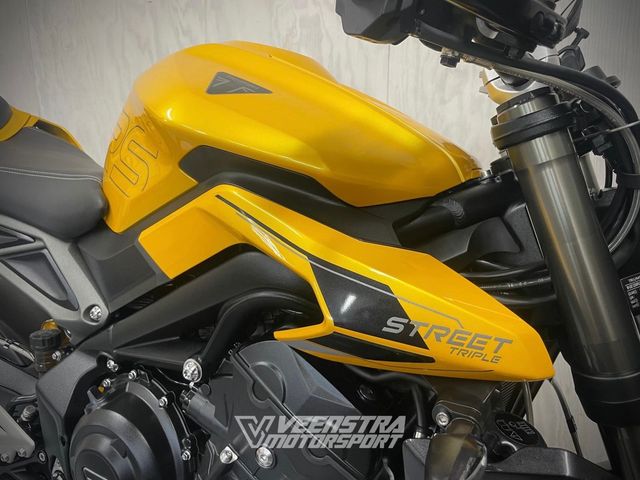 triumph - street-triple-rs