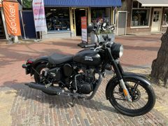 ROYAL ENFIELD CLASSIC SQUADRON