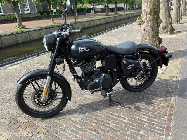 royal-enfield - classic-squadron