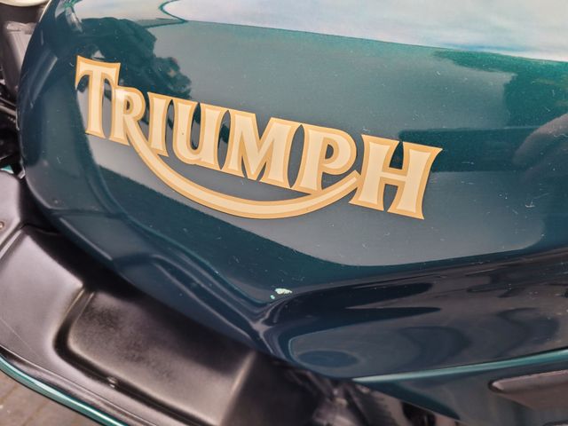 triumph - trophy-900