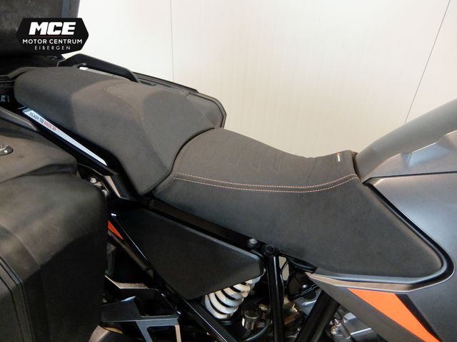 ktm - 1290-super-adventure-s