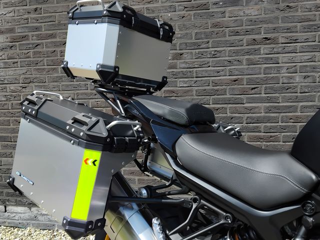 QJMOTOR - srt-900-sx-touring
