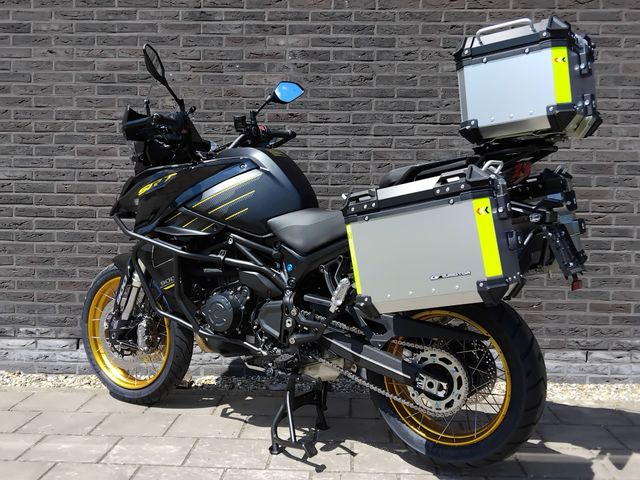 QJMOTOR - srt-900-sx-touring
